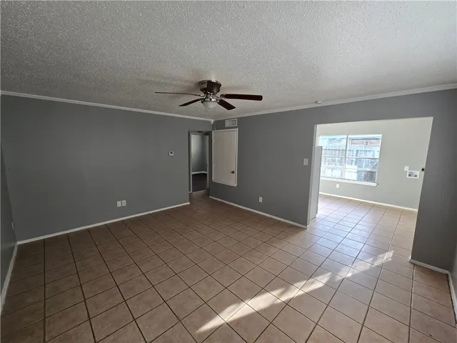 $950 | 937 Quetzal Street, Unit 2, Corpus Christi, TX 78418