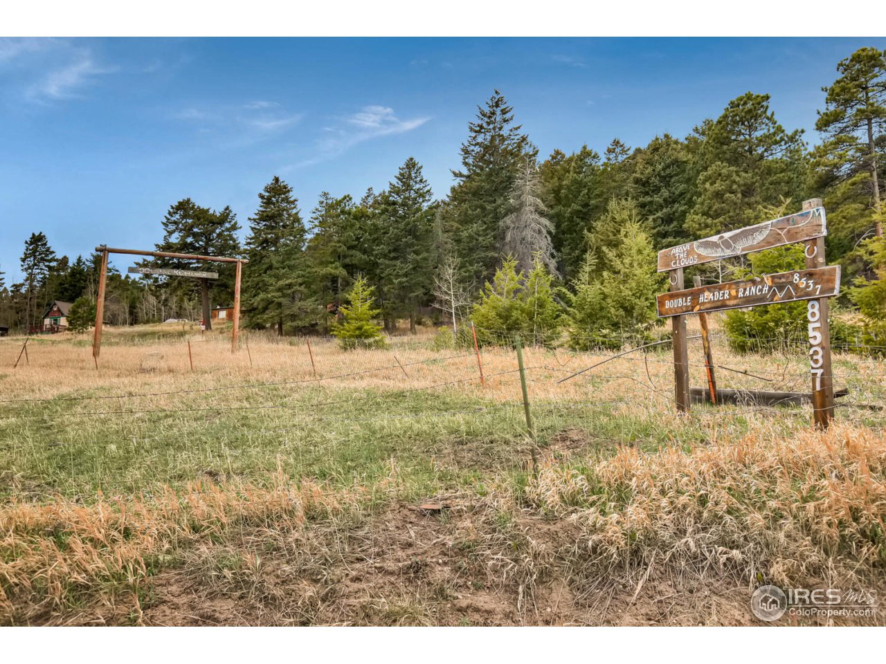 a view of a outdoor space