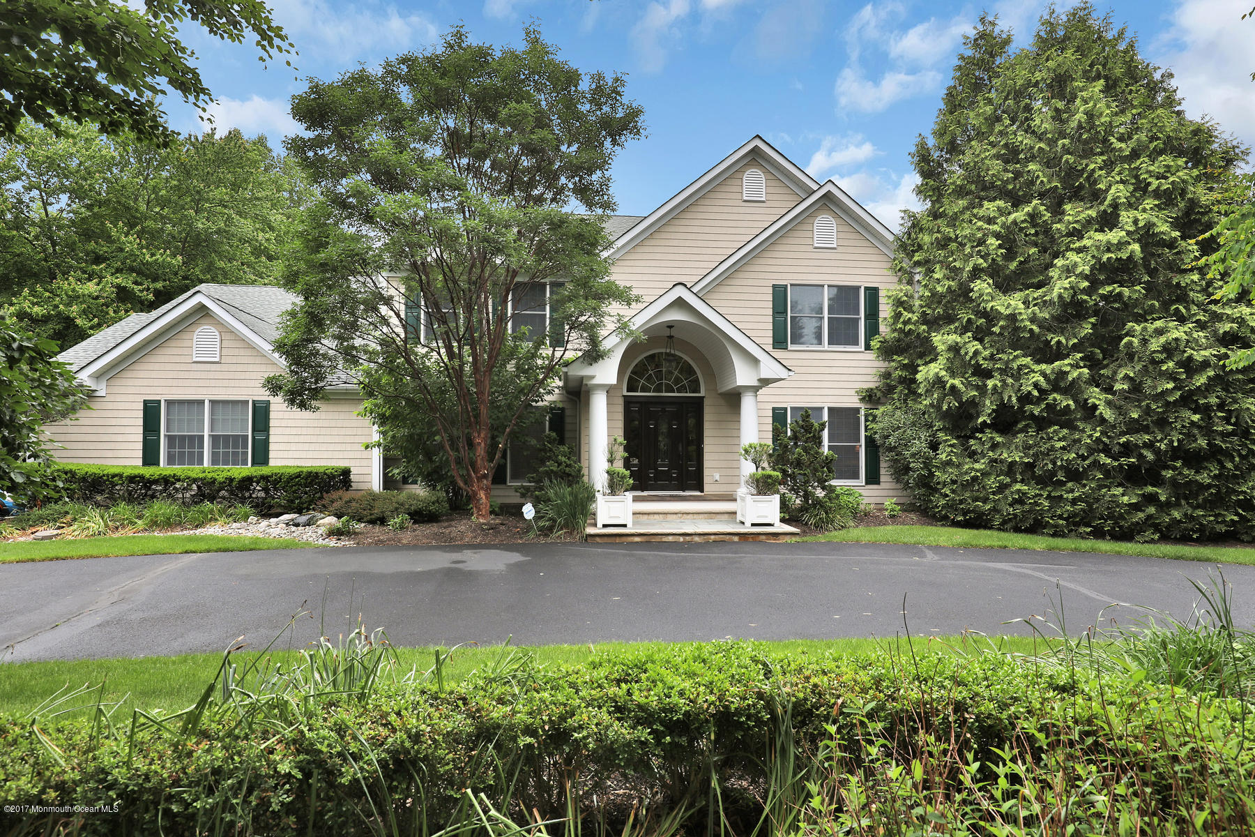 660 Harding Road Little Silver, NJ 07739 - Photo 1 of 39 Welcome to 660 Harding Road!