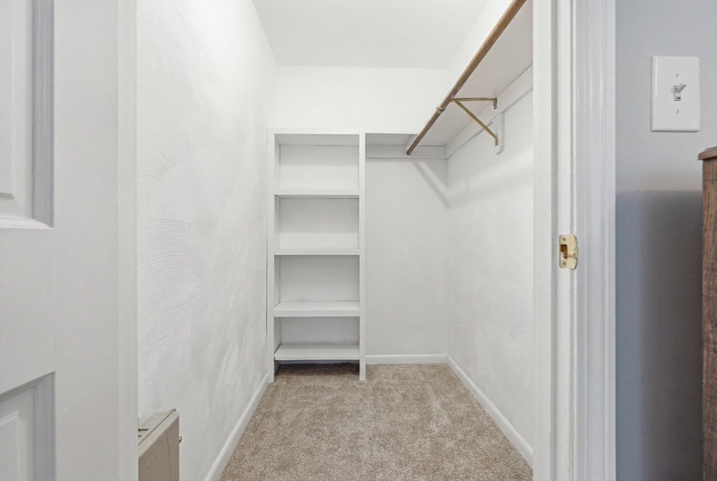 13 Hallmark Gardens, Unit 1 Burlington, MA 01803 - Photo 14 of 21