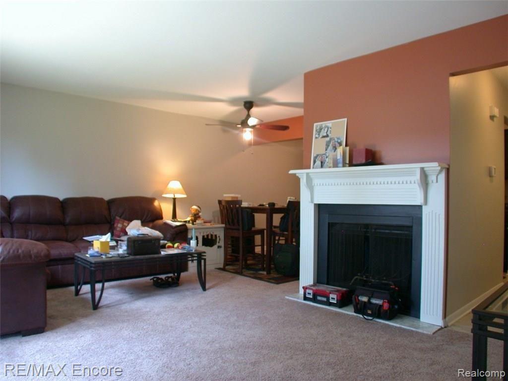 8505 Pepper Ridge Drive Grand Blanc, MI 48439 - Photo 3 of 35