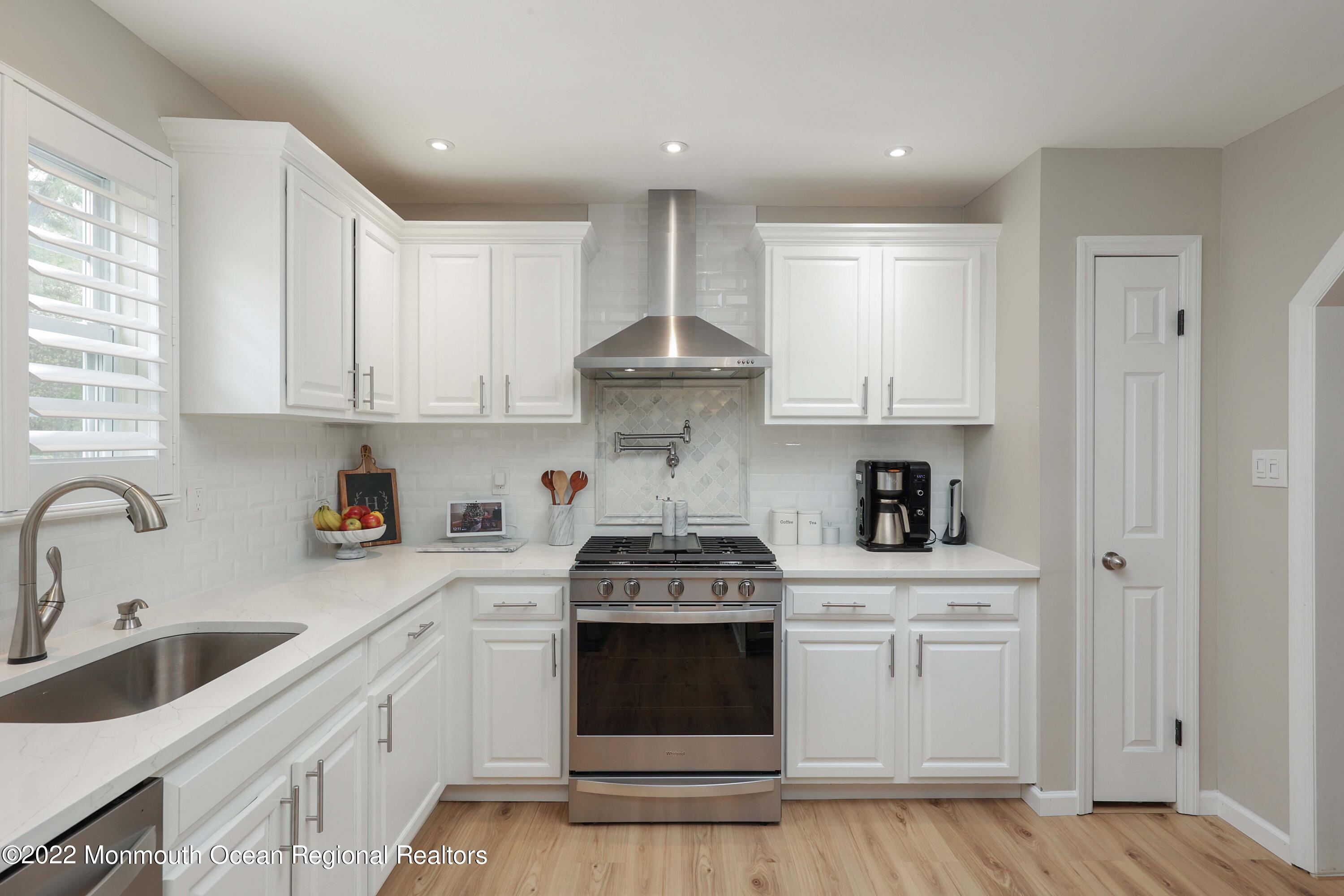 38 Netty Street Howell, NJ 07731 - Photo 8 of 25 758A7579