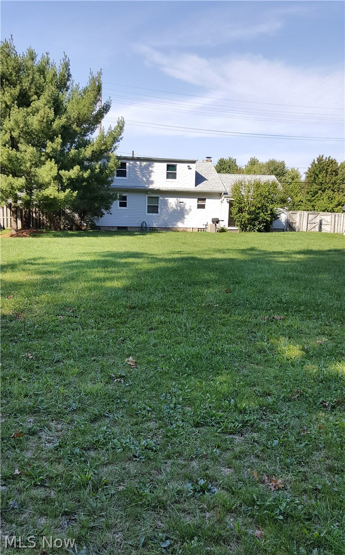 24695 Maple Ridge Road North Olmsted, OH 44070 - Photo 8 of 12 Gallery Image 8