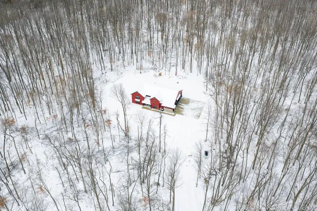 $935,000 | 10711 Stump Street, Grand Haven, MI 49417