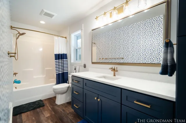 $935,000 | 10711 Stump Street, Grand Haven, MI 49417