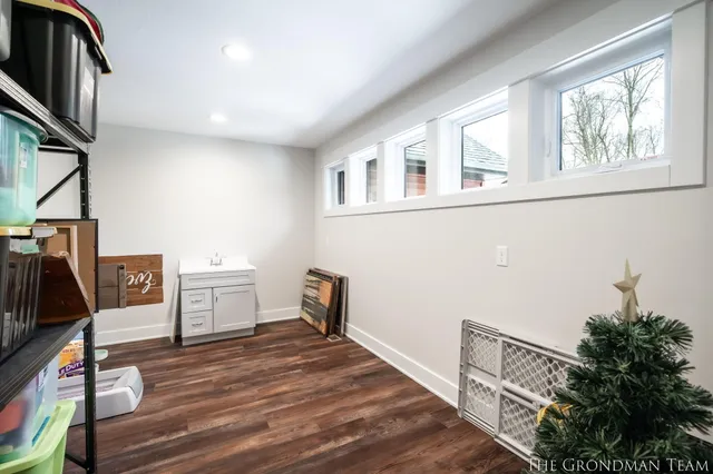 $935,000 | 10711 Stump Street, Grand Haven, MI 49417