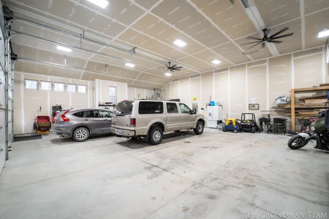 $935,000 | 10711 Stump Street, Grand Haven, MI 49417