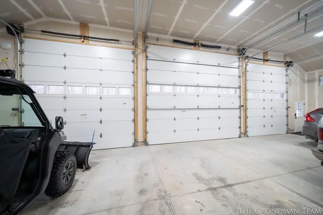 $935,000 | 10711 Stump Street, Grand Haven, MI 49417