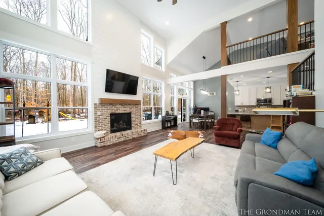 $935,000 | 10711 Stump Street, Grand Haven, MI 49417