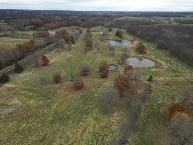 $130,000 | Southwest 1451st Road, Kingsville, MO 64061