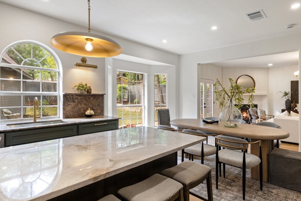 7516 Orrick Drive Austin, TX 78749 - Photo 13 of 40 a view of a dining room and livingroom