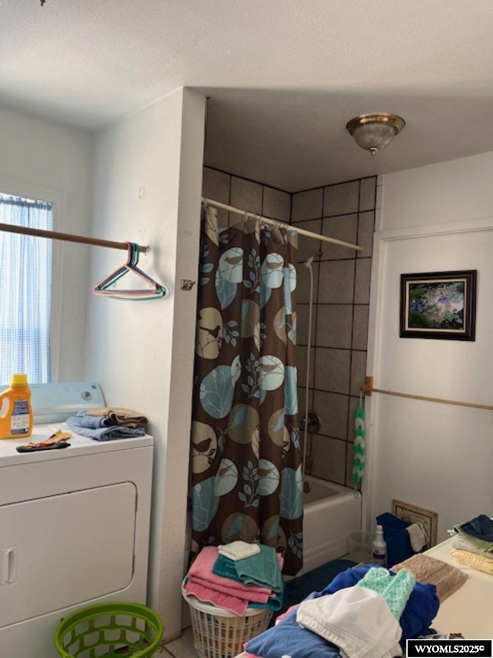 419 6th Street Rawlins, WY 82301 - Photo 3 of 14