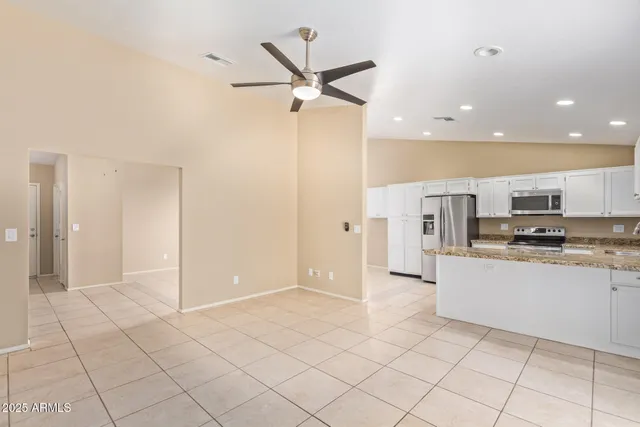 $2,800 | 15457 North 63rd Street, Scottsdale, AZ 85254