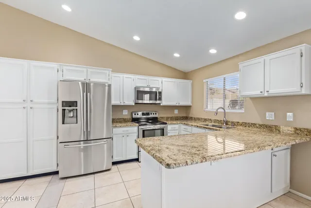 $2,800 | 15457 North 63rd Street, Scottsdale, AZ 85254