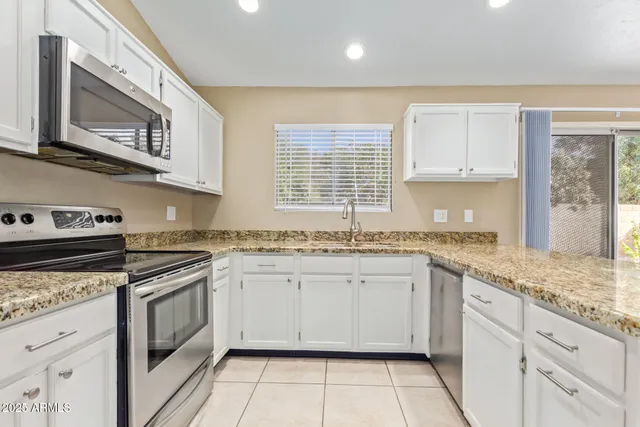 $2,800 | 15457 North 63rd Street, Scottsdale, AZ 85254