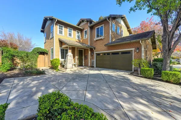 $699,000 | 207 West Moraga Street, Tracy, CA 95391
