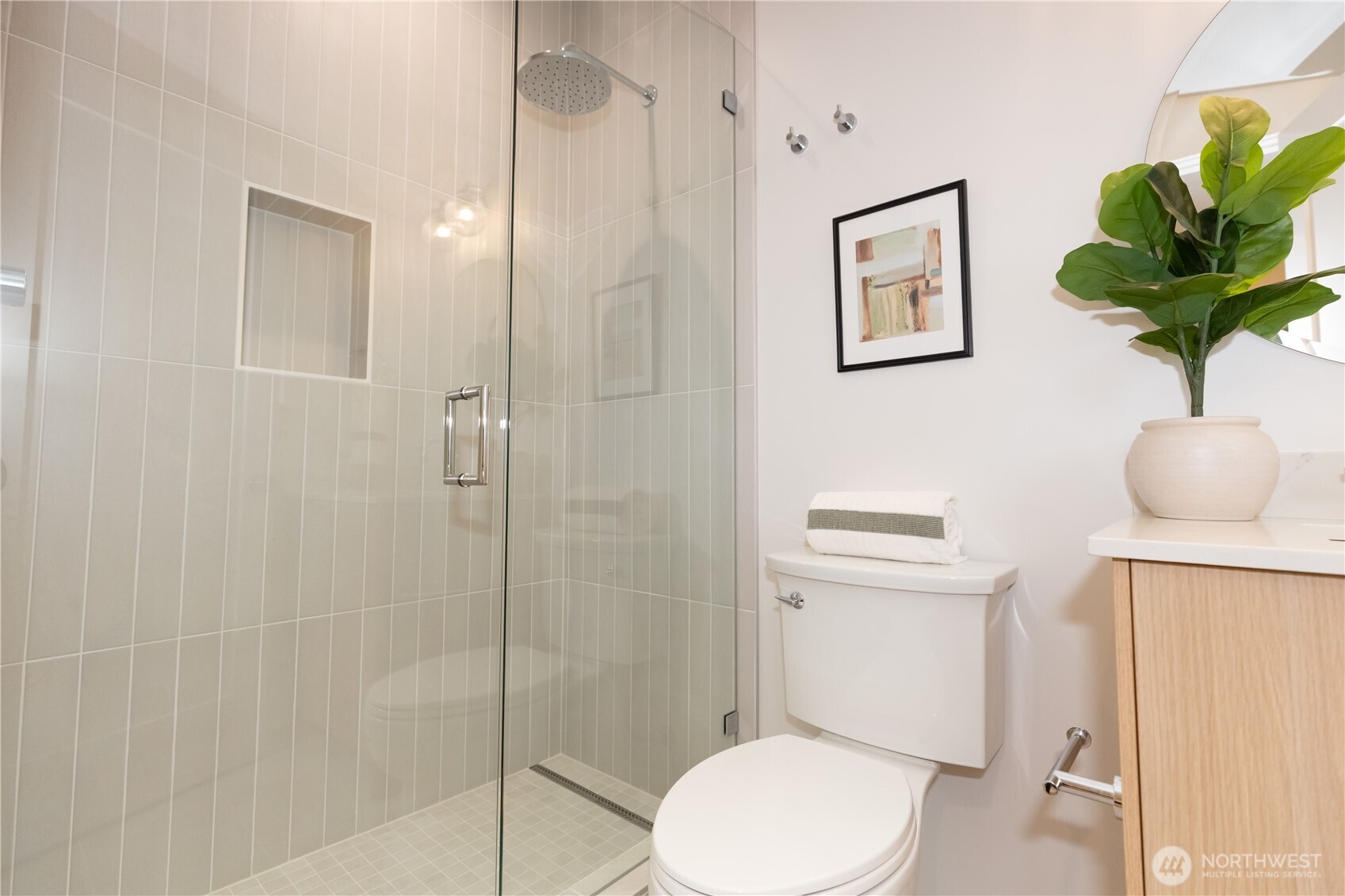 1530 25th Avenue, Unit B Seattle, WA 98122 - Photo 18 of 21
