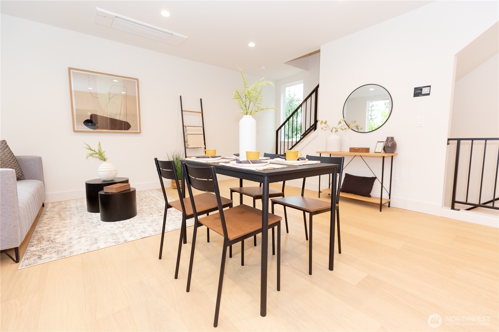 1530 25th Avenue, Unit B Seattle, WA 98122 - Photo 4 of 21
