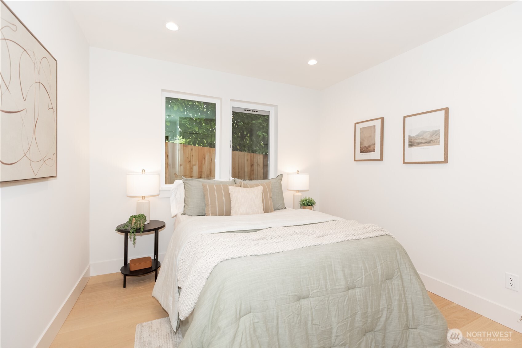 1530 25th Avenue, Unit B Seattle, WA 98122 - Photo 8 of 21