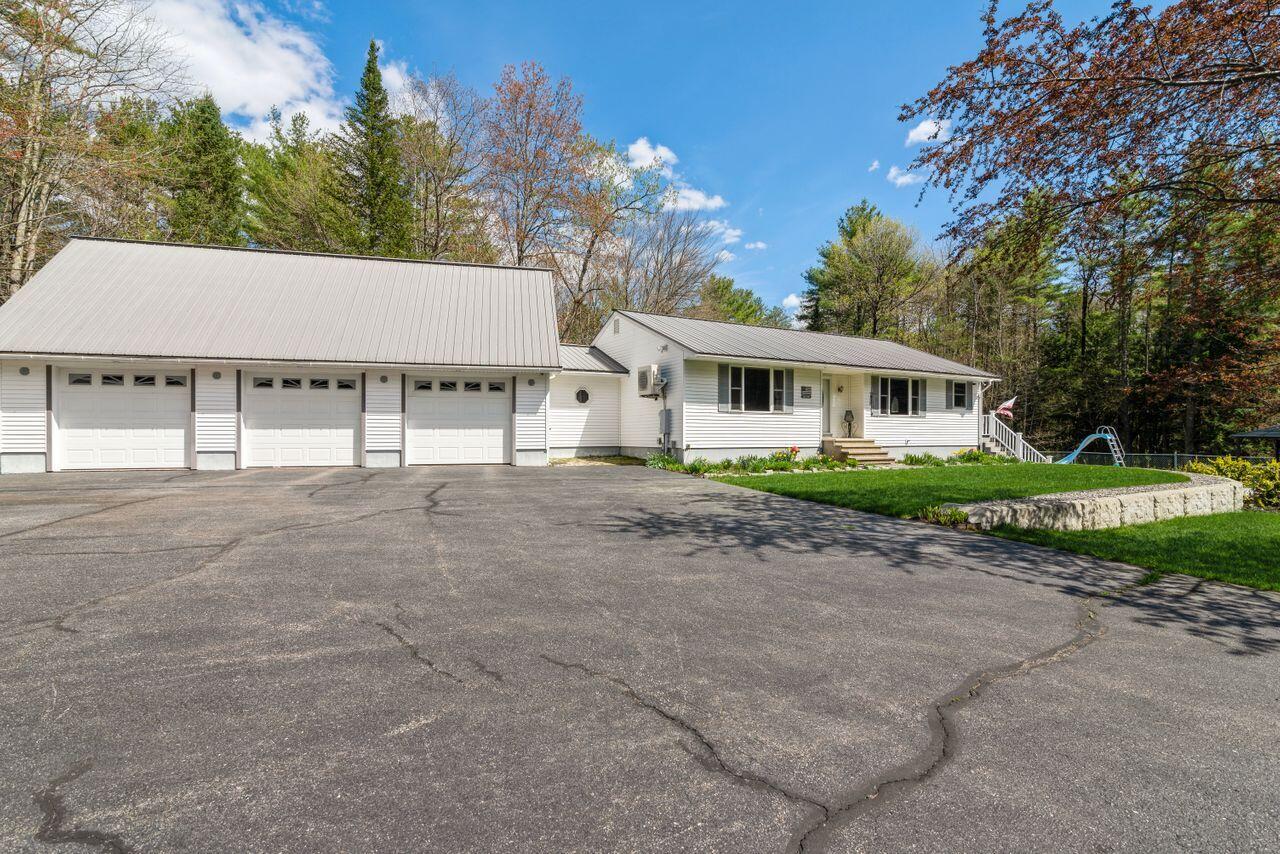 577 Hollis Road Biddeford, ME 04005 - Photo 6 of 55 02_577HollisRd_2002_HiRes