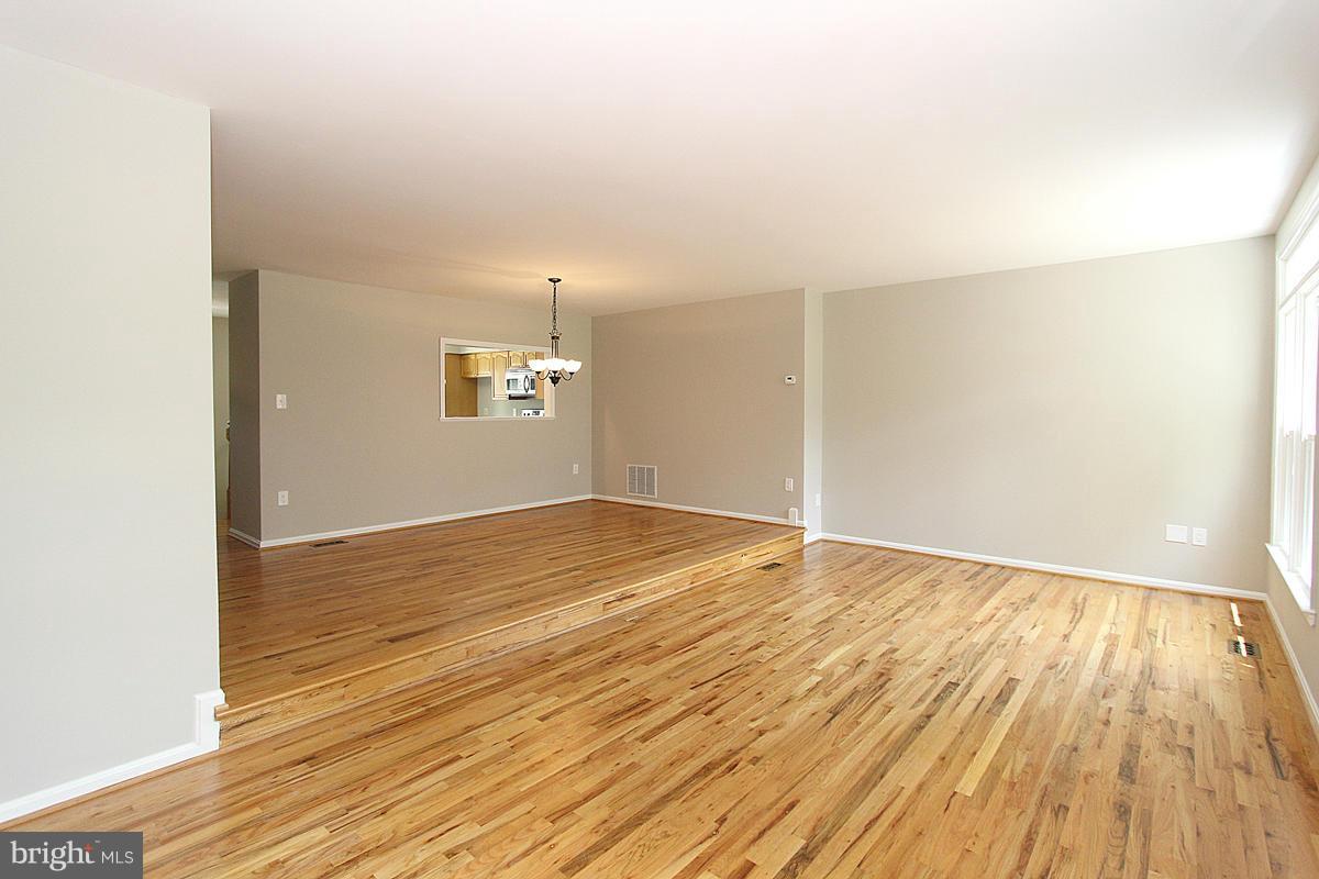 7231 Olde Lantern Way Springfield, VA 22152 - Photo 14 of 30 Interior (General)
