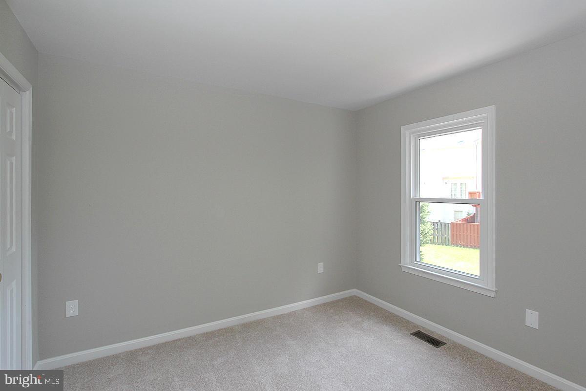 7231 Olde Lantern Way Springfield, VA 22152 - Photo 23 of 30 Bedroom
