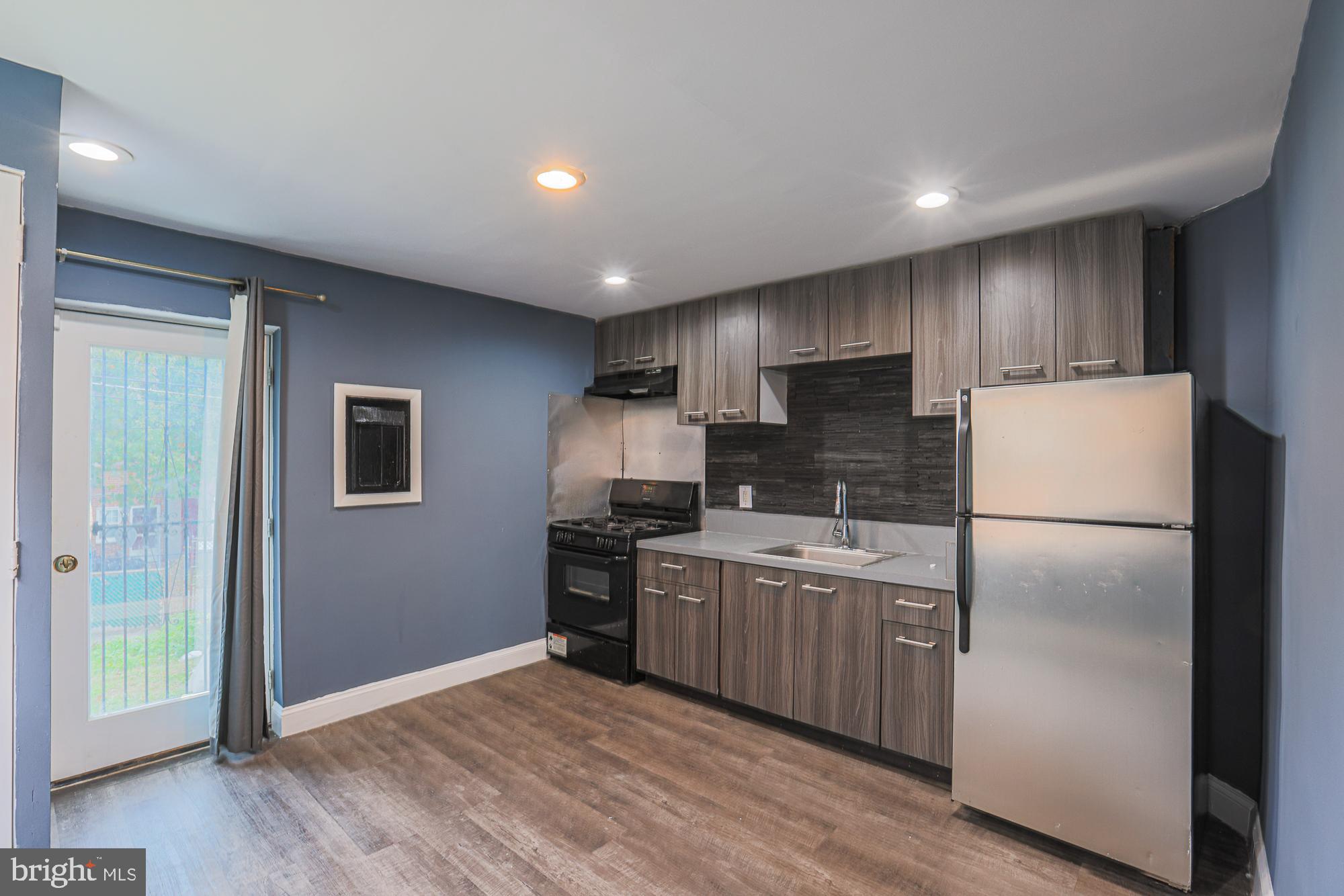 2819 Bookert Drive Baltimore, MD 21225 - Photo 22 of 30