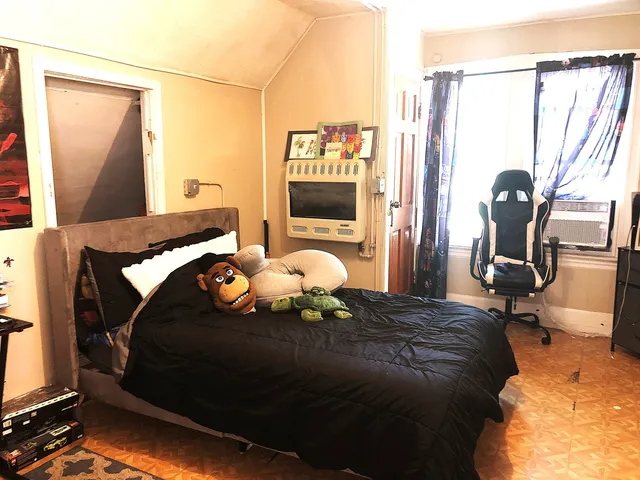 $350,000 | 4134 North Kolmar Avenue, Chicago, IL 60641