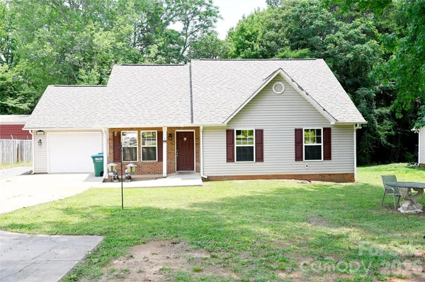 $355,000 | 13415 Phillips Road, Matthews, NC 28105