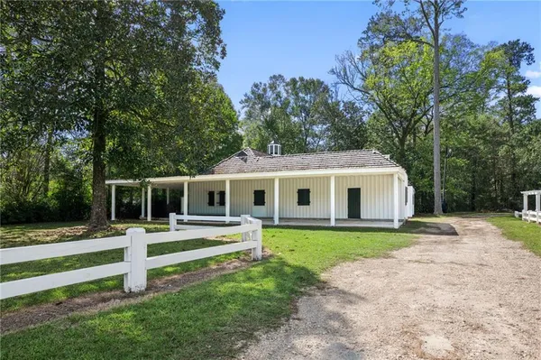 $1,300,000 | 1218 Founders Drive, Bogalusa, LA 70427