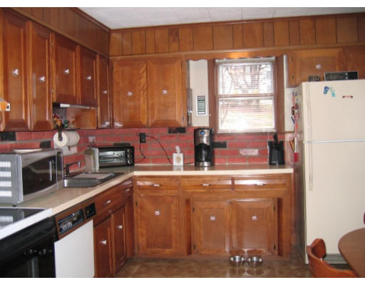 6 Greenbush Road Worcester, MA 01604 - Photo 2 of 12 Gallery Image 2