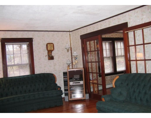 6 Greenbush Road Worcester, MA 01604 - Photo 6 of 12 Gallery Image 6
