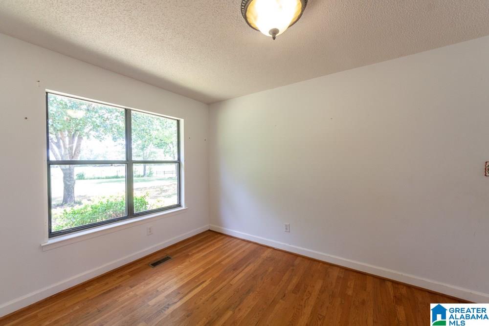 294 Sitton Road Hayden, AL 35079 - Photo 8 of 18