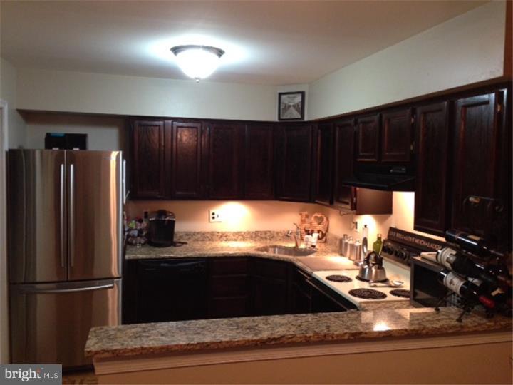 35 Brighton Place Sewell, NJ 08080 - Photo 7 of 18 Kitchen