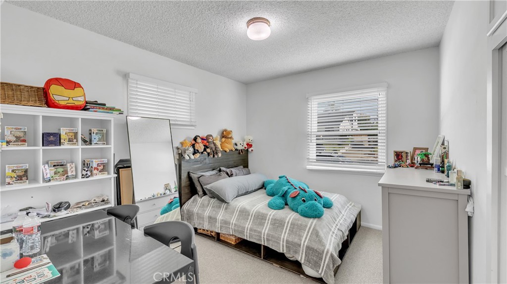 919 Delaware Road Burbank, CA 91504 - Photo 25 of 36