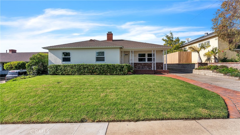 919 Delaware Road Burbank, CA 91504 - Photo 3 of 36