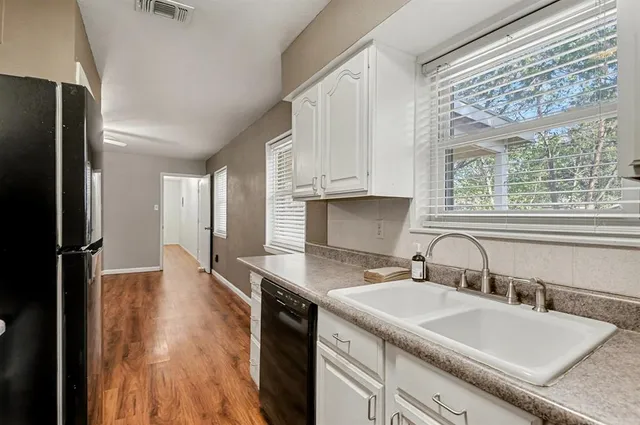 $1,925 | 1202 Crane Drive, Euless, TX 76039