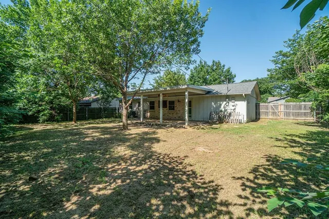 $1,995 | 1202 Crane Drive, Euless, TX 76039