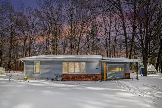 $91,000 | 8904 Yoder Drive, Farwell, MI 48622