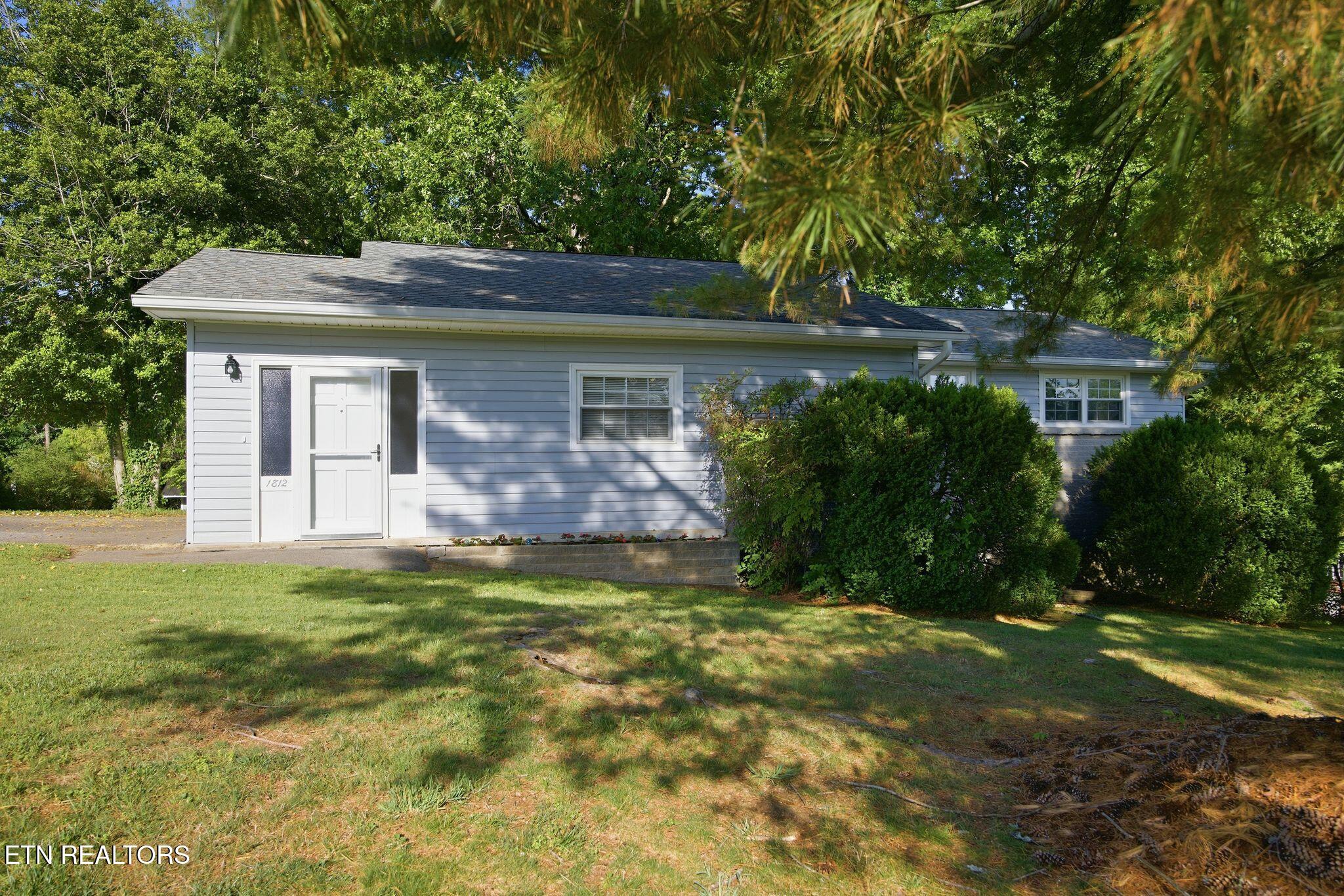 1812 Cherokee Street Athens, TN 37303 - Photo 4 of 45 rp2604301-1001