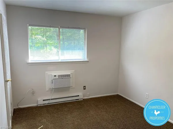 $1,050 | 210 Woodnell Street, Unit A, Greensboro, NC 27405