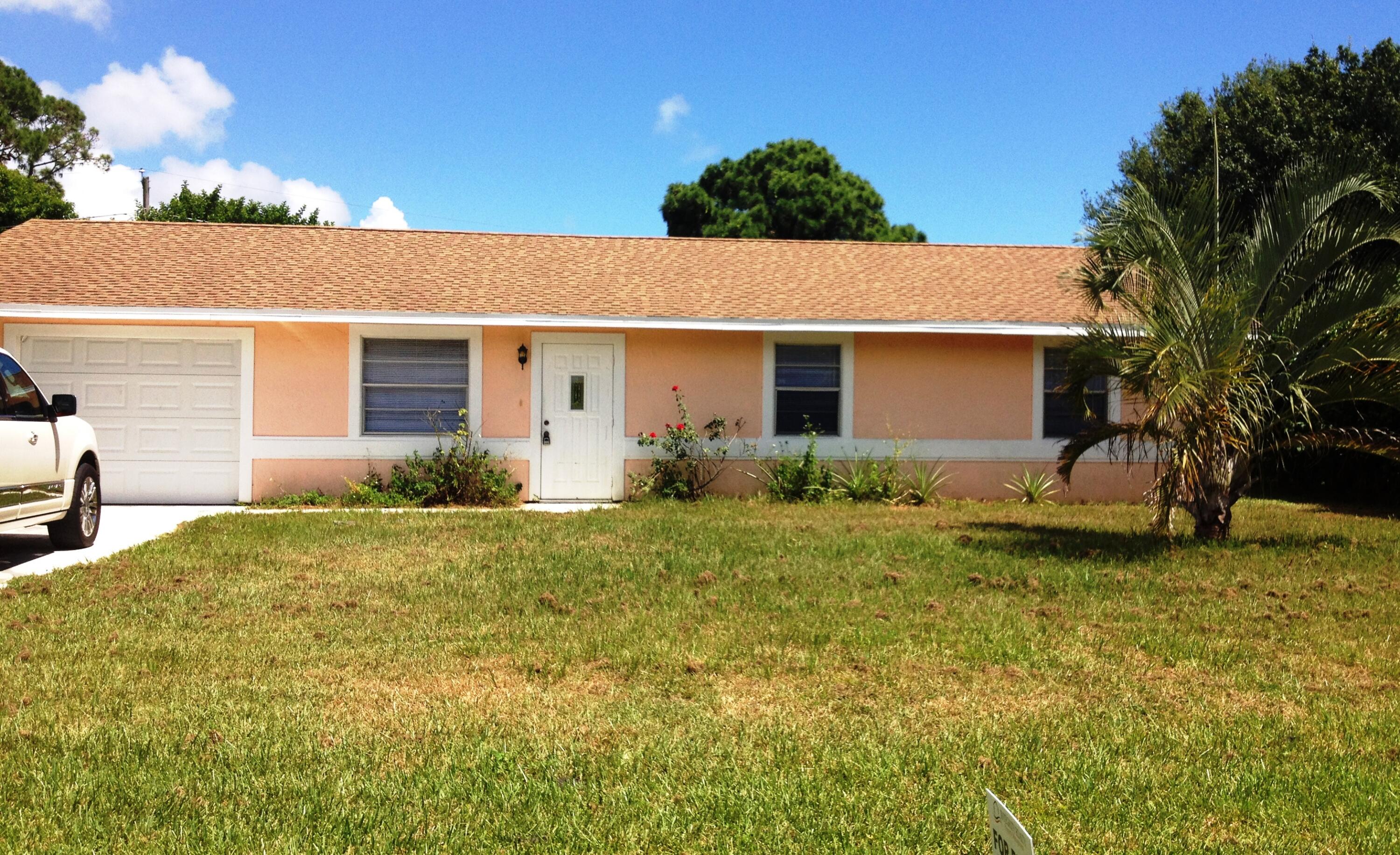 6604 Pensacola Road Fort Pierce, FL 34951 - Photo 1 of 11 Front