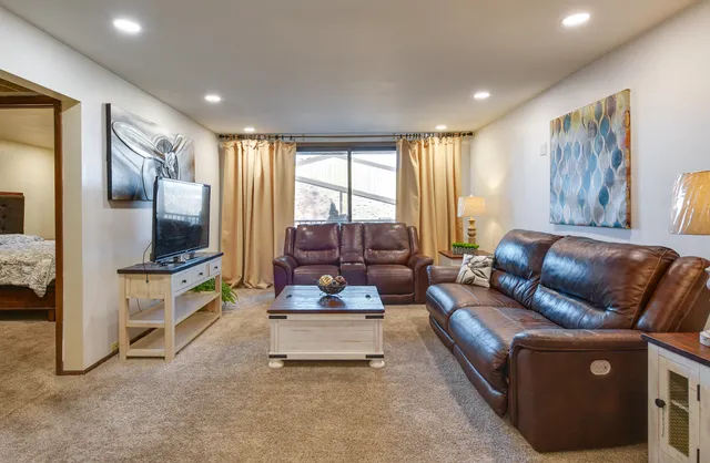 $80,000 | 8735 North 72nd Street, Unit 204, Milwaukee, WI 53223