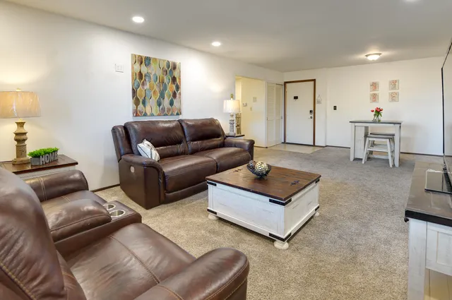 $80,000 | 8735 North 72nd Street, Unit 204, Milwaukee, WI 53223