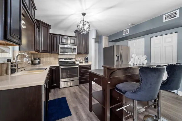 $584,999 | 4220 19th Street North, St. Petersburg, FL 33714