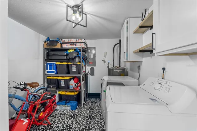 $584,999 | 4220 19th Street North, St. Petersburg, FL 33714