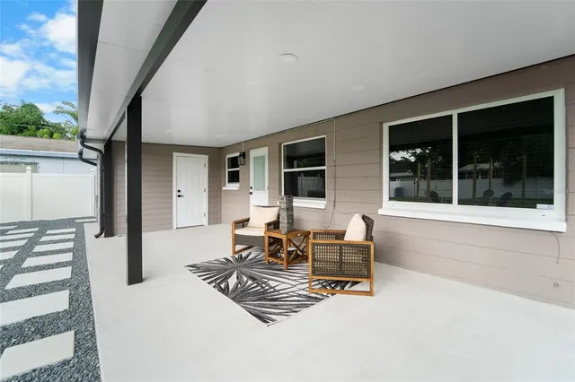 $584,999 | 4220 19th Street North, St. Petersburg, FL 33714