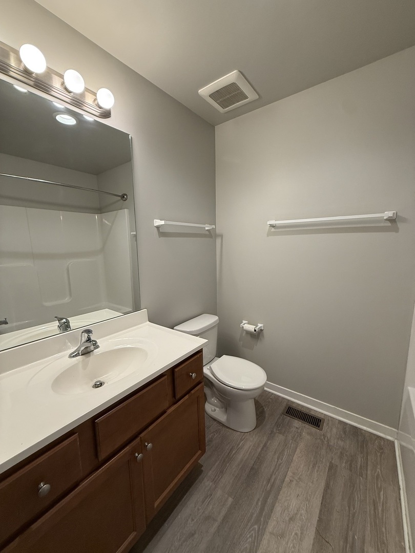 940 West Bergera Road Braidwood, IL 60408 - Photo 7 of 11
