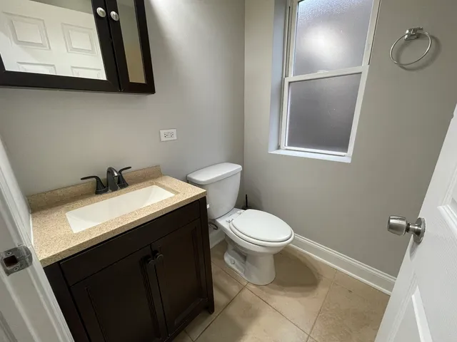 $1,895 | 6442 North Hamilton Avenue, Unit 3, Chicago, IL 60645