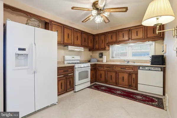 $340,000 | 8931 Leonard Street, Philadelphia, PA 19152